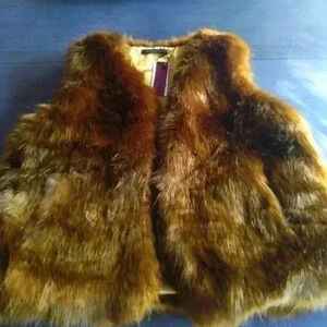 Do Everything In Love Faux Fur Vest NWT